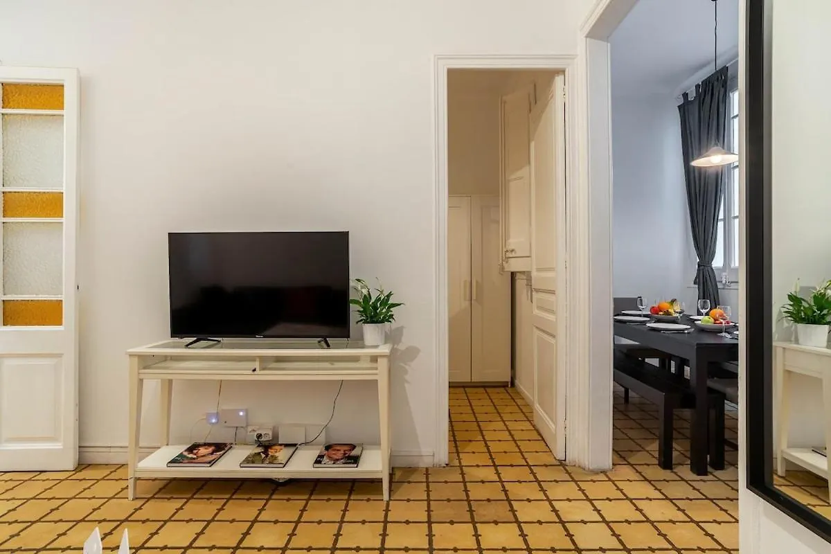 Canela Homes Midterm Monumental Barcelone 0*,  Espagne